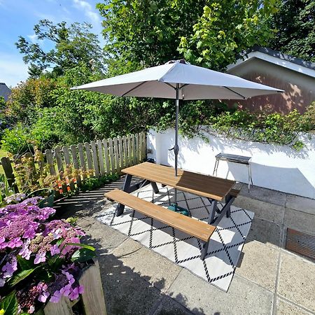 Beautiful 2 Bedroom Annexe In Popular Town Location นาร์เบิร์ธ ภายนอก รูปภาพ